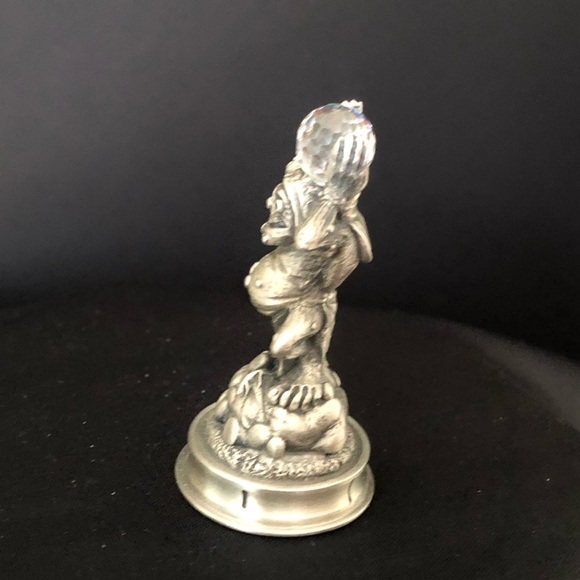 Tramber The Buccas - Pawn5-White Chess Piece
Fantasy of the Crystal Chess Set - Picture 4 of 4